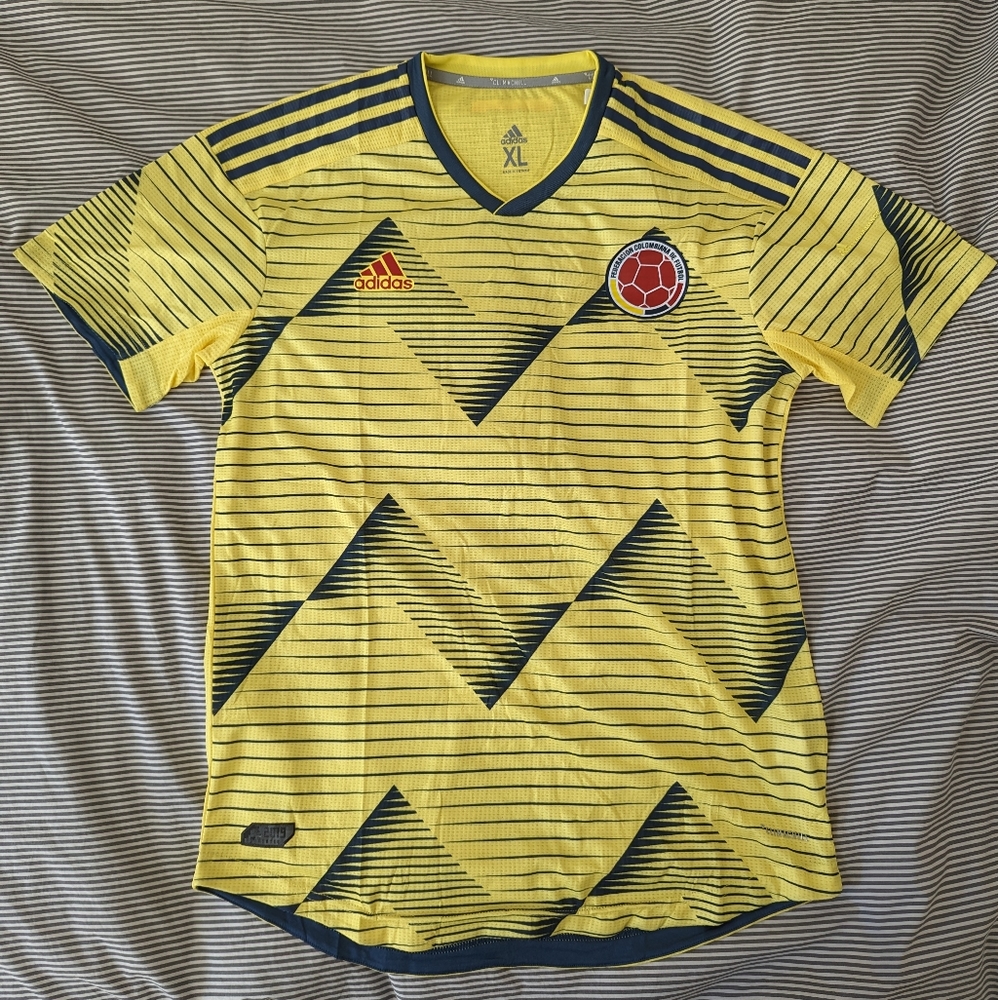 Adidas authentic Columbia soccer jersey